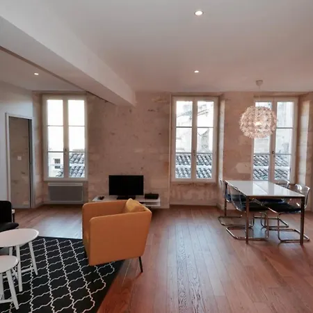 Rue Du Soleil Apartment
